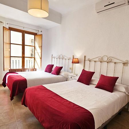 Alorena Con Balcones Al Real Ubeda  Luaran gambar